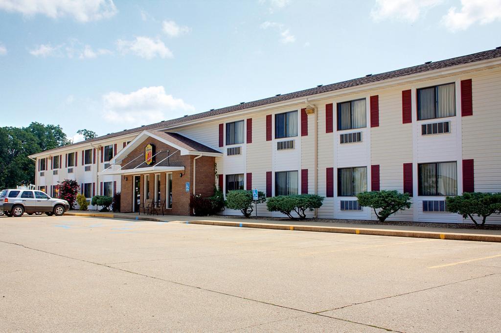 Super 8 By Wyndham West Plains Motel Dış mekan fotoğraf