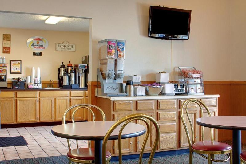 Super 8 By Wyndham West Plains Motel Dış mekan fotoğraf